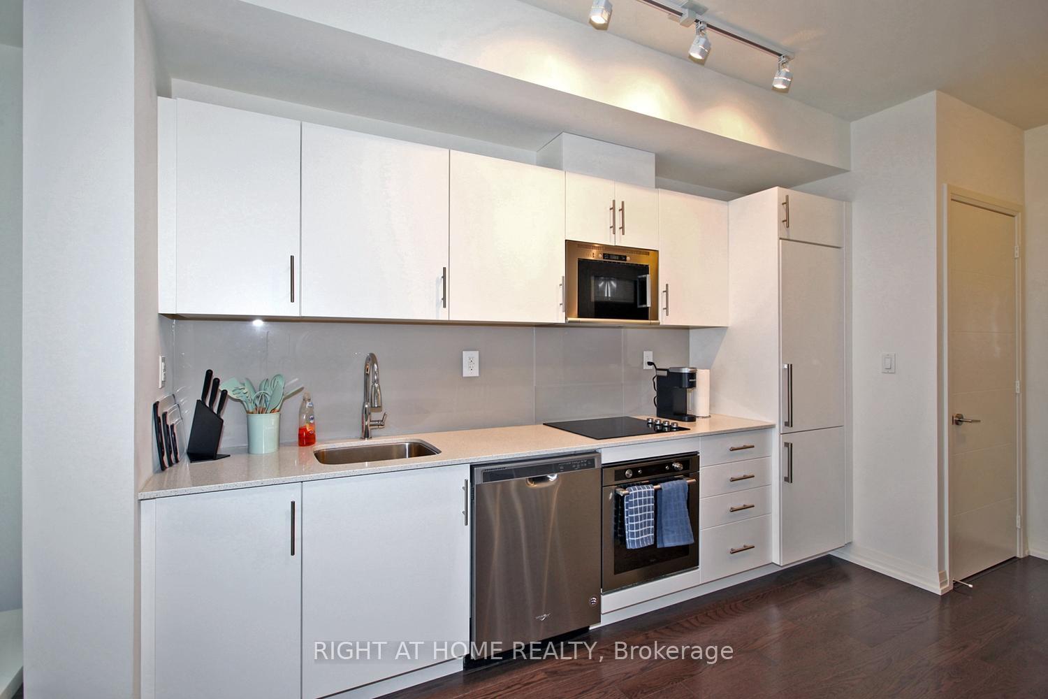 Photo 13 of Unit 525, 460 Adelaide Street E, Toronto, Moss Park — HOMEH