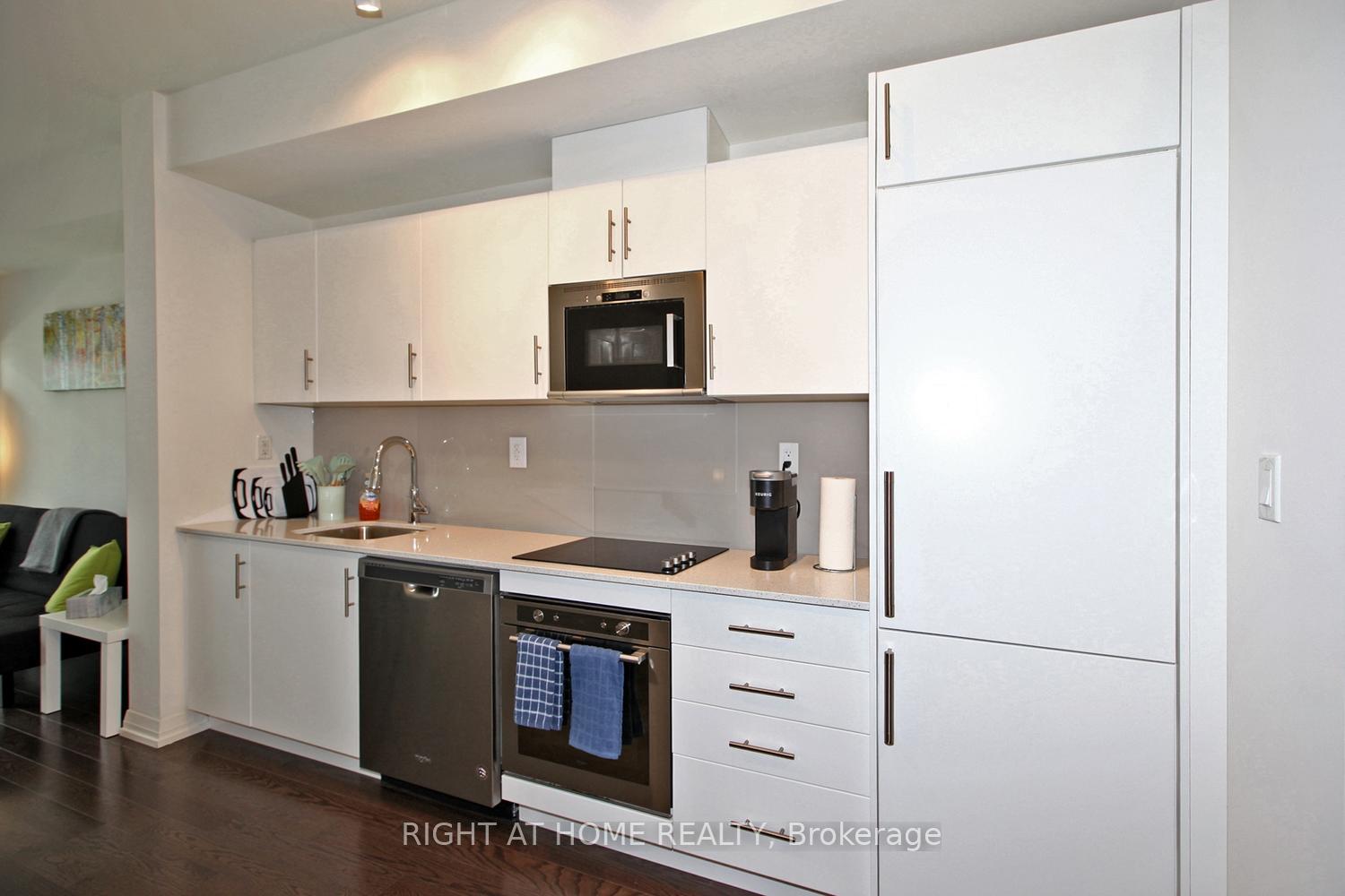 Photo 14 of Unit 525, 460 Adelaide Street E, Toronto, Moss Park — HOMEH