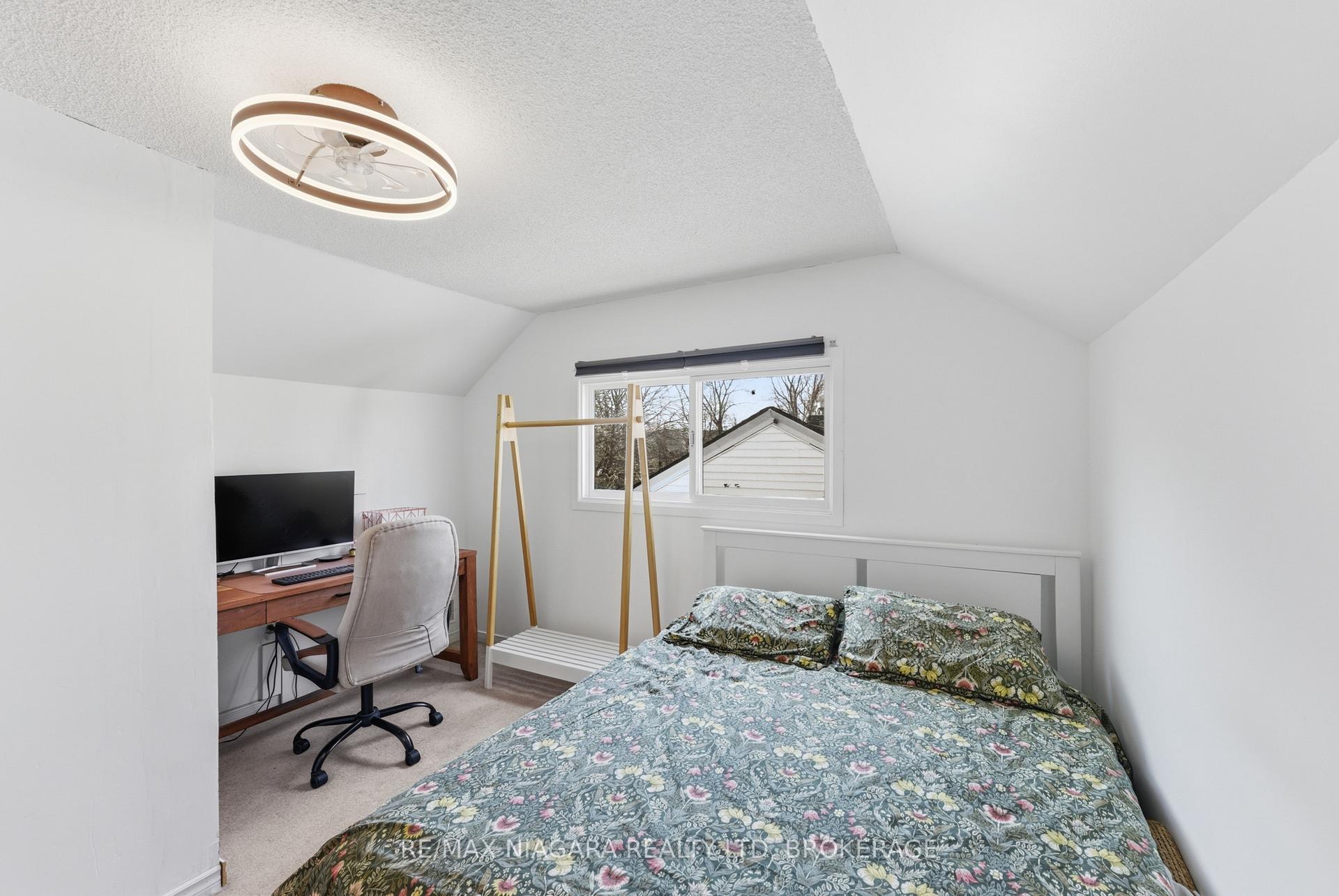 Photo 15 of 412 Welland Avenue, St. Catharines, Facer — HOMEH