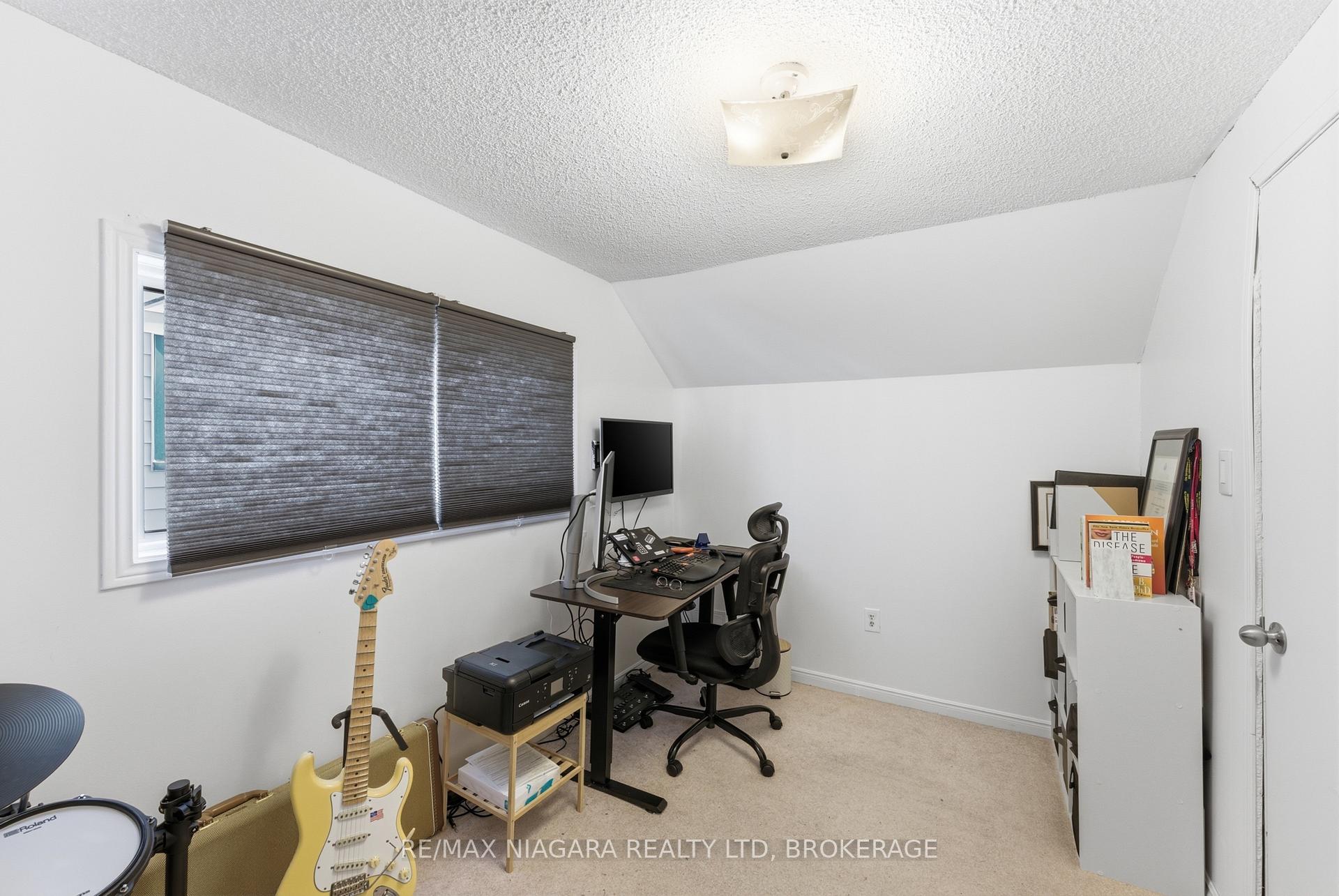Photo 16 of 412 Welland Avenue, St. Catharines, Facer — HOMEH