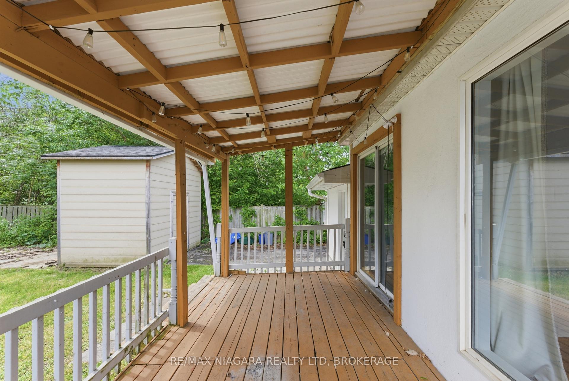Photo 24 of 412 Welland Avenue, St. Catharines, Facer — HOMEH