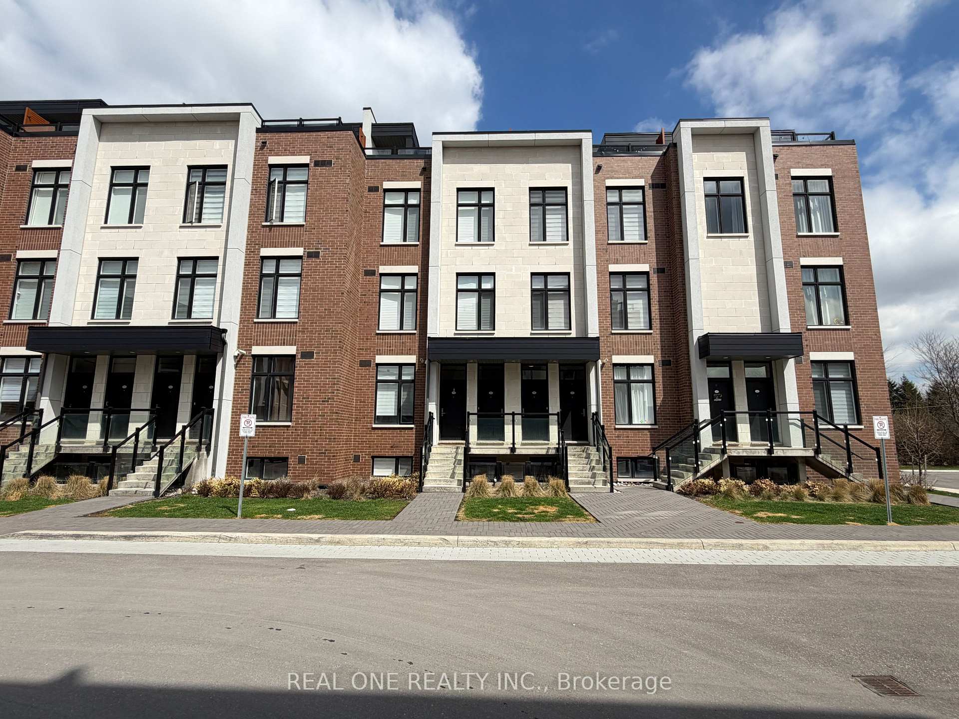 Front of Unit 207, 9560 Islington Avenue