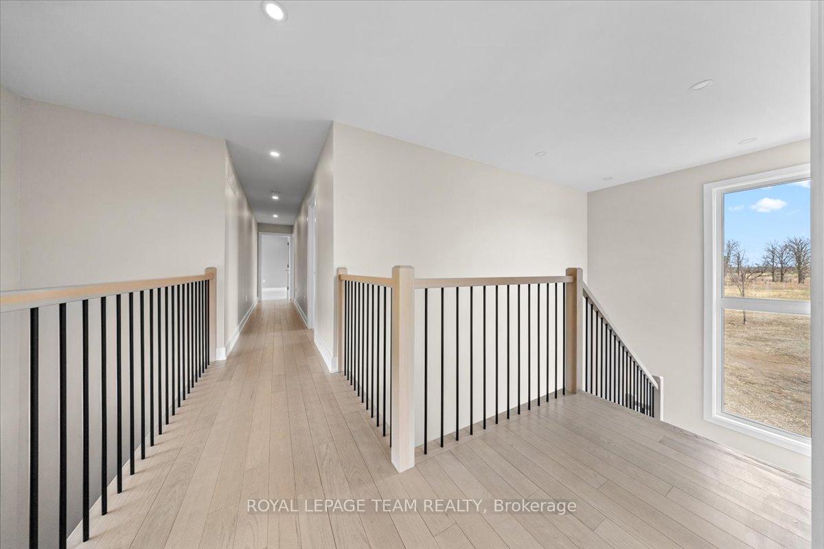 Photo 10 of 72 Synergy Way, Ottawa, Kanata - Kanata (North West) — HOMEH