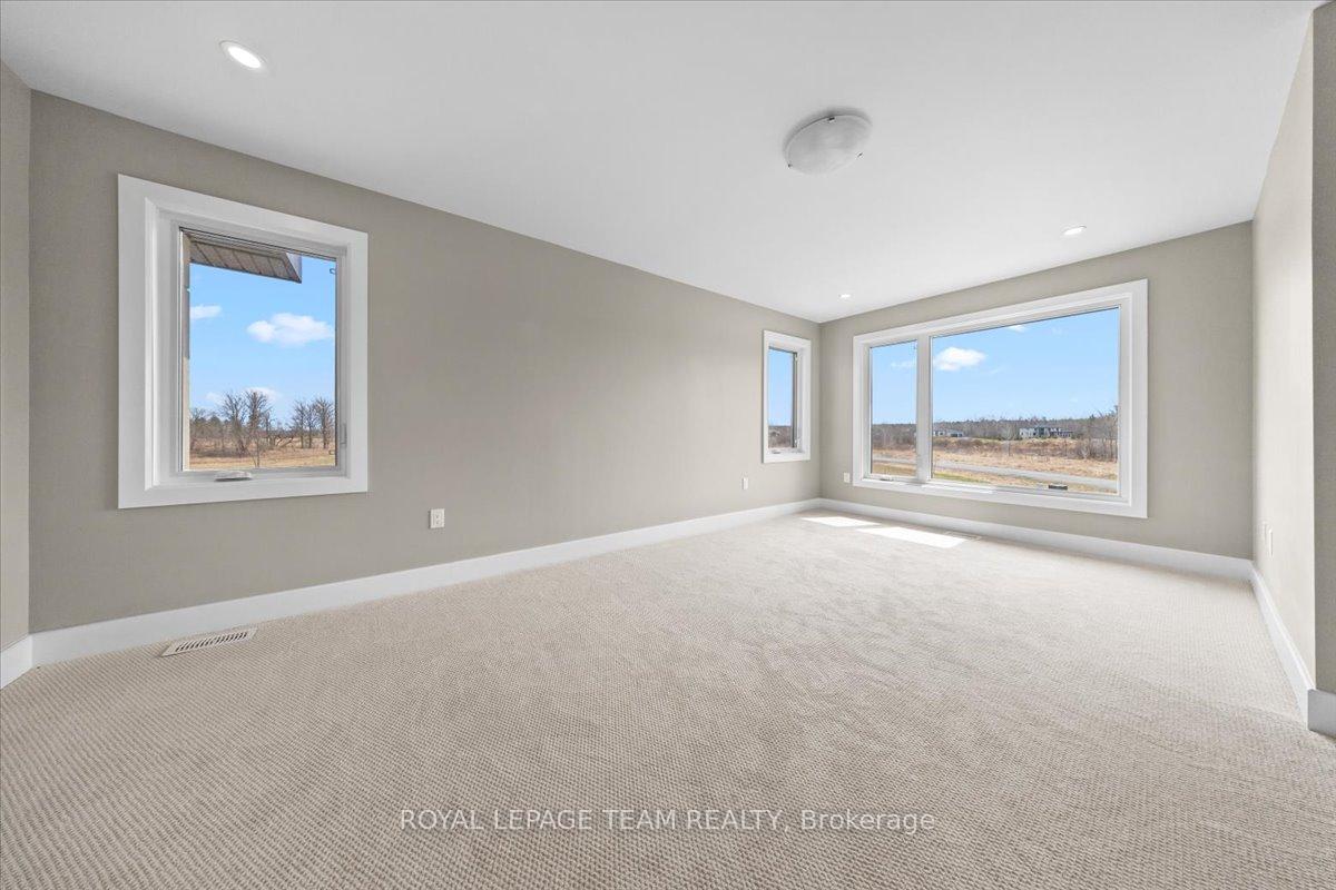 Photo 12 of 72 Synergy Way, Ottawa, Kanata - Kanata (North West) — HOMEH