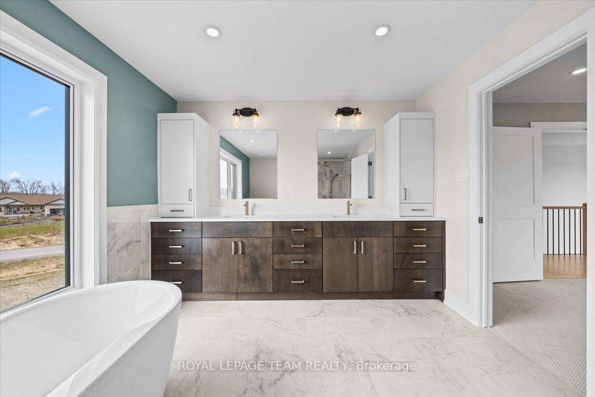 Photo 17 of 72 Synergy Way, Ottawa, Kanata - Kanata (North West) — HOMEH