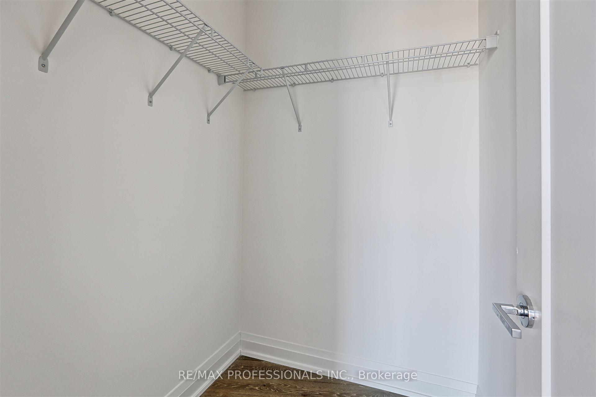 Photo 32 of Unit 907, 293 The Kingsway, Etobicoke, Edenbridge-Humber Valley — HOMEH