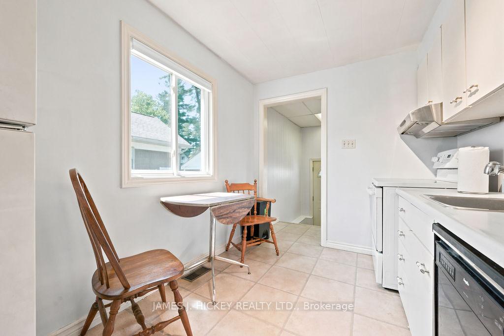 Photo 6 of 47 Wolfe Avenue, Deep River, Deep River — HOMEH