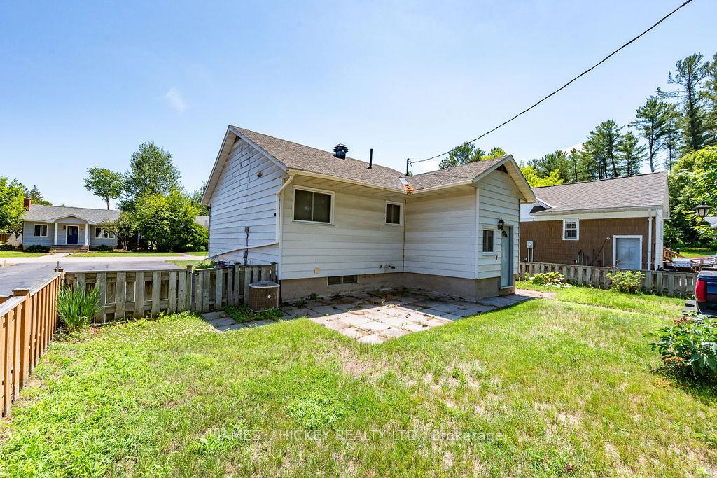 Photo 37 of 47 Wolfe Avenue, Deep River, Deep River — HOMEH