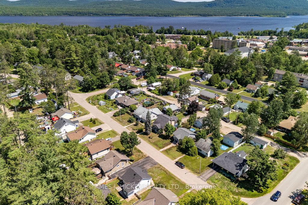 Photo 44 of 47 Wolfe Avenue, Deep River, Deep River — HOMEH