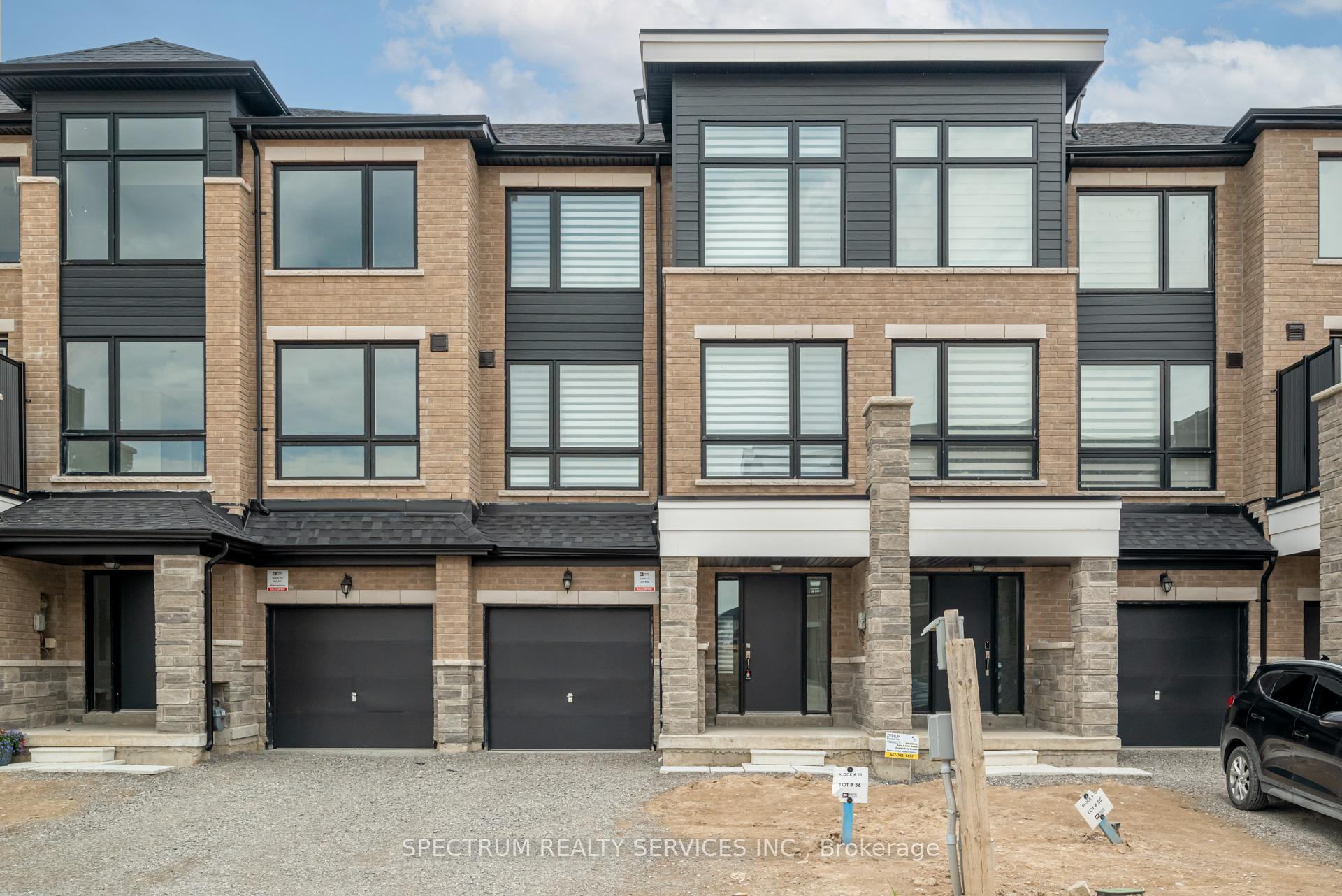 Photo 2 of 146 Blue Forest Crescent, Barrie, Innis-Shore — HOMEH