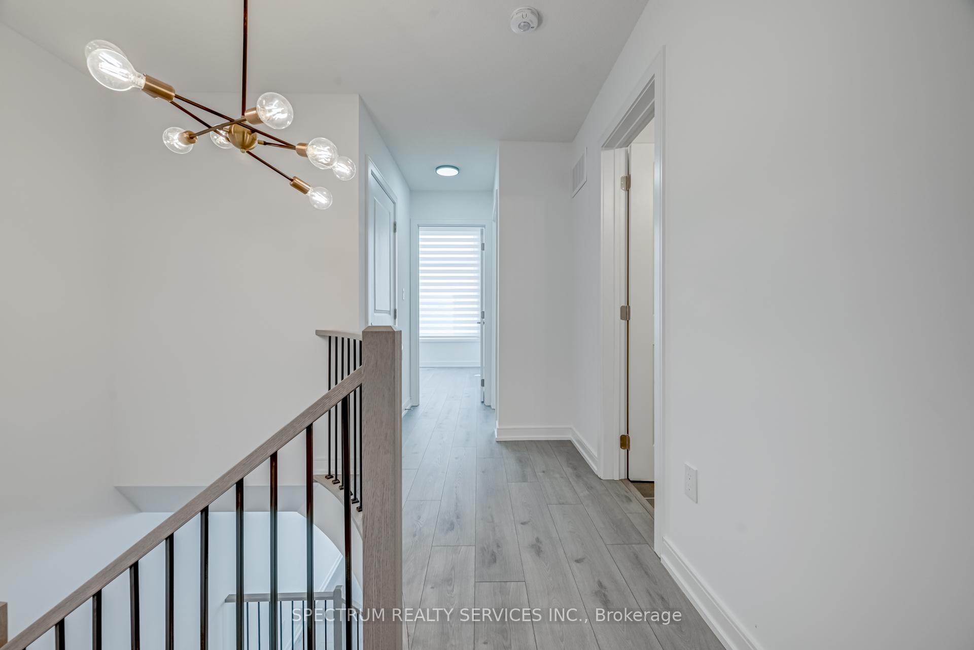 Photo 37 of 146 Blue Forest Crescent, Barrie, Innis-Shore — HOMEH