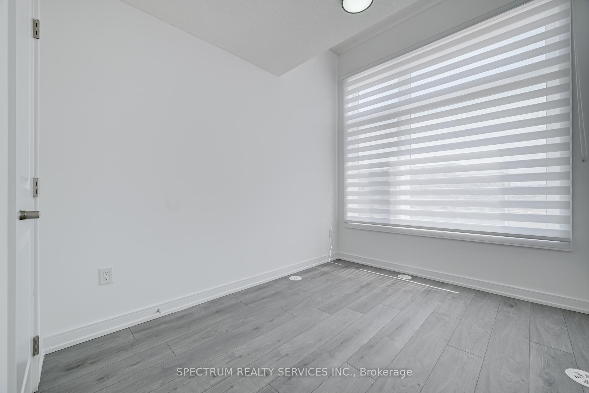 Photo 38 of 146 Blue Forest Crescent, Barrie, Innis-Shore — HOMEH