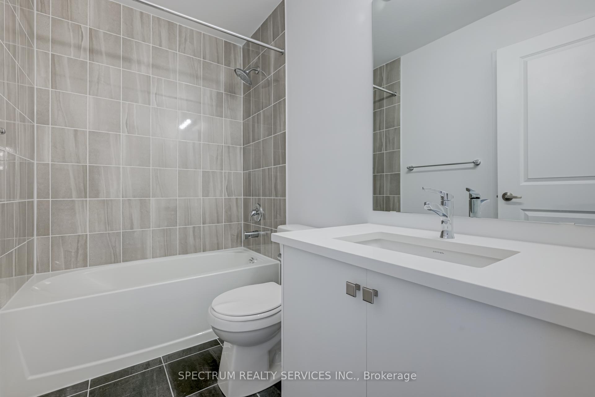 Photo 42 of 146 Blue Forest Crescent, Barrie, Innis-Shore — HOMEH