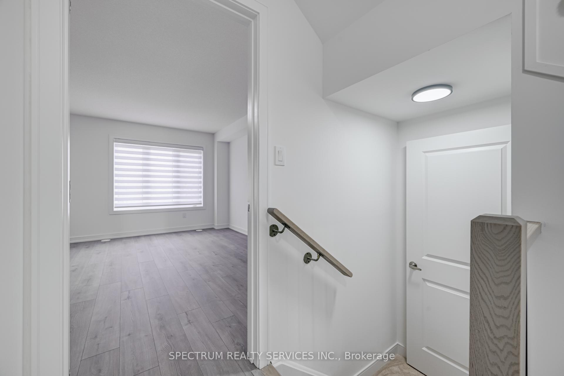 Photo 45 of 146 Blue Forest Crescent, Barrie, Innis-Shore — HOMEH