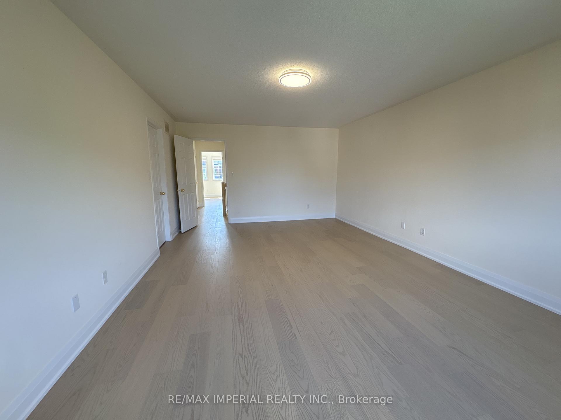 Photo 14 of 70 Maffey Crescent, Richmond Hill, Westbrook — HOMEH