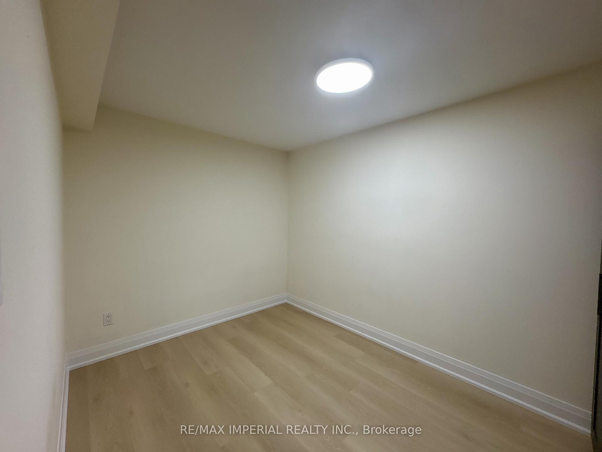 Photo 17 of 70 Maffey Crescent, Richmond Hill, Westbrook — HOMEH