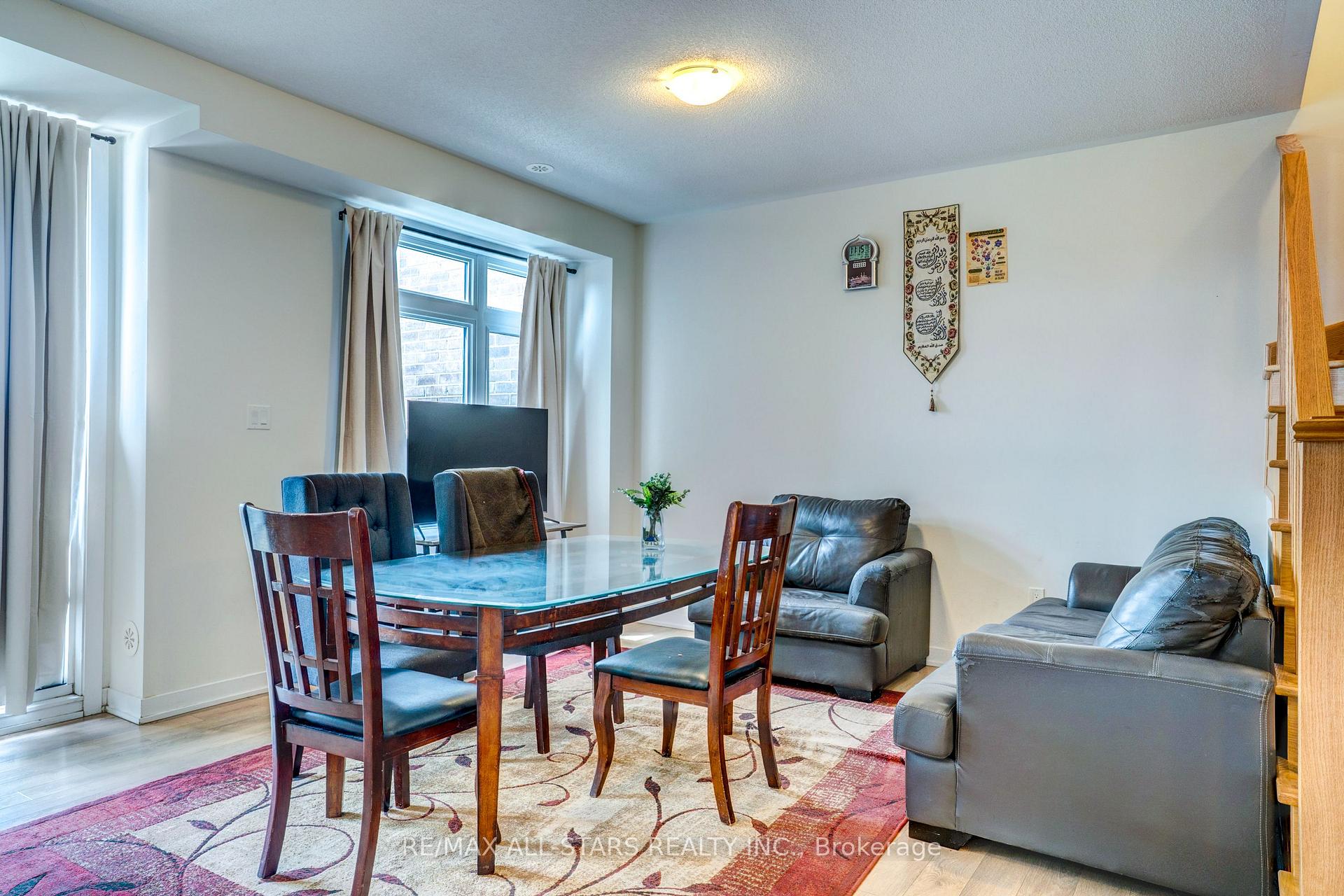 Photo 8 of Unit #904, 1865 Pickering Parkway, Pickering, Village East — HOMEH