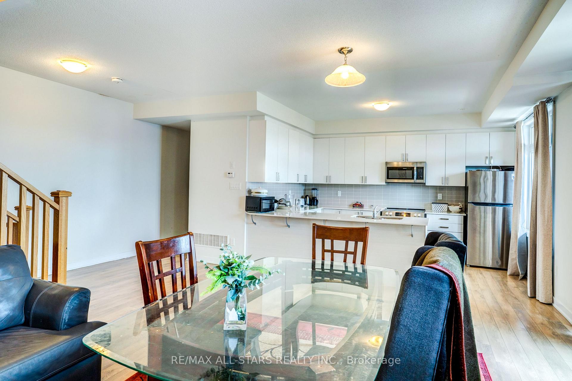Photo 10 of Unit #904, 1865 Pickering Parkway, Pickering, Village East — HOMEH