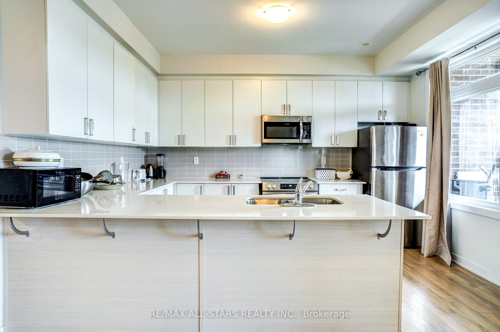 Photo 12 of Unit #904, 1865 Pickering Parkway, Pickering, Village East — HOMEH