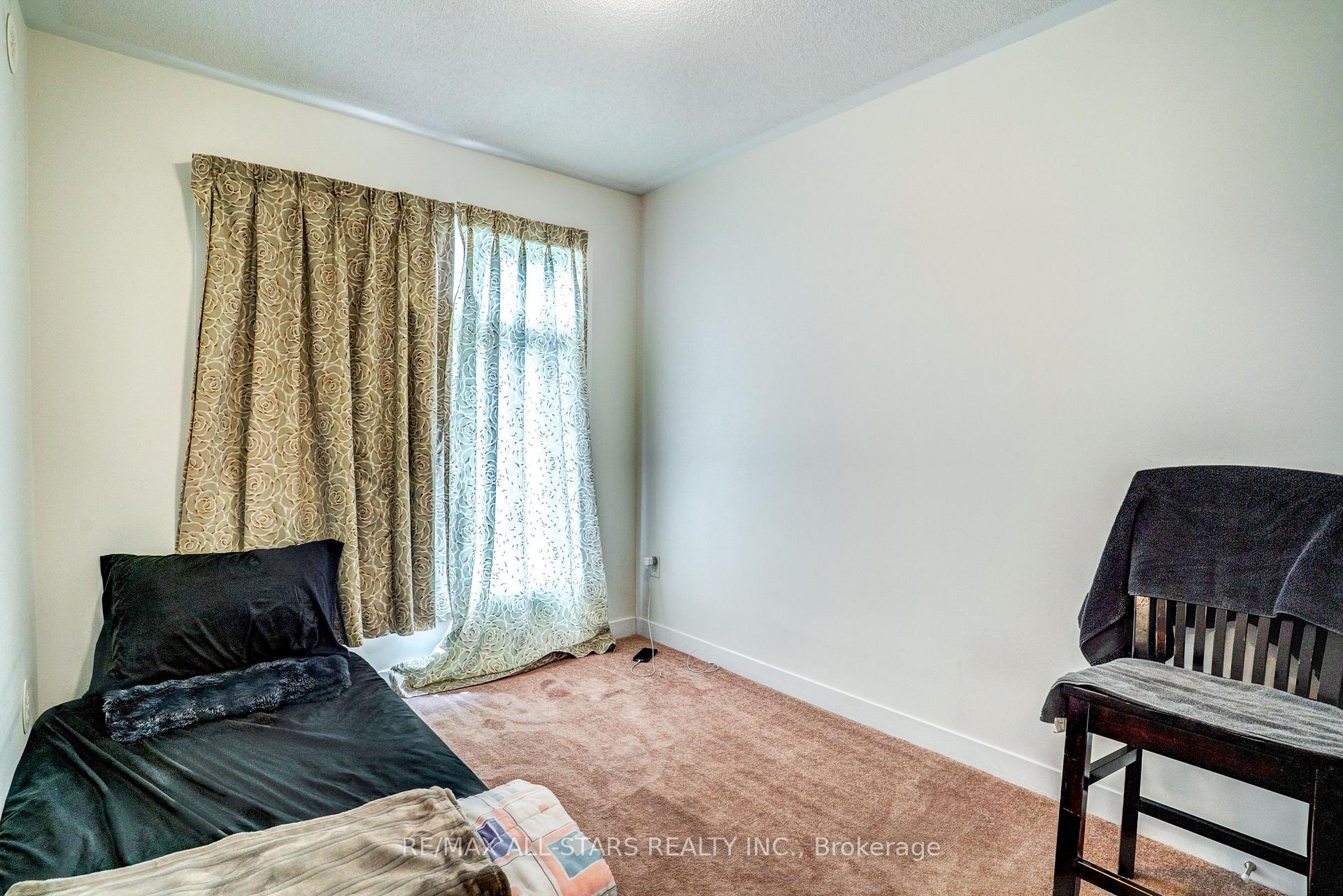 Photo 24 of Unit #904, 1865 Pickering Parkway, Pickering, Village East — HOMEH