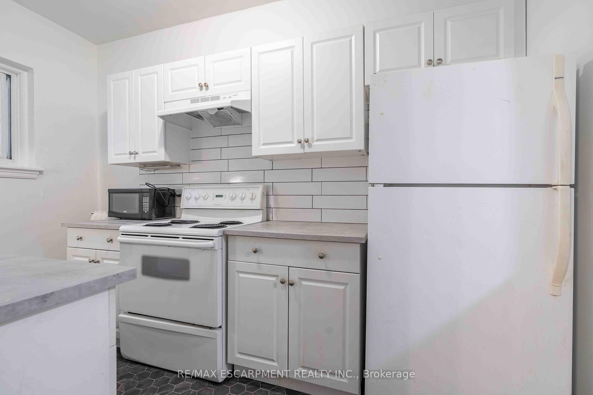 Photo 15 of Unit 4, 285 King Street W, Hamilton, Central — HOMEH