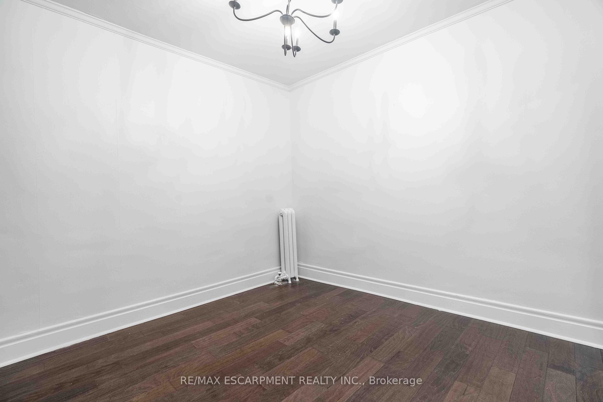 Photo 17 of Unit 4, 285 King Street W, Hamilton, Central — HOMEH