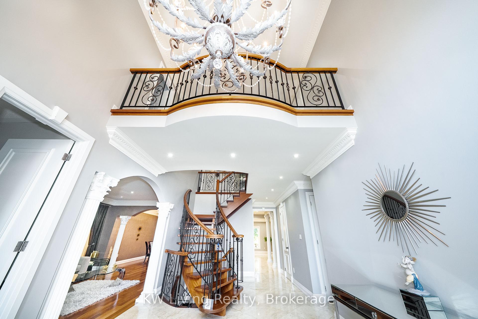 Photo 5 of 76 Silver Rose Crescent, Markham, Cachet — HOMEH