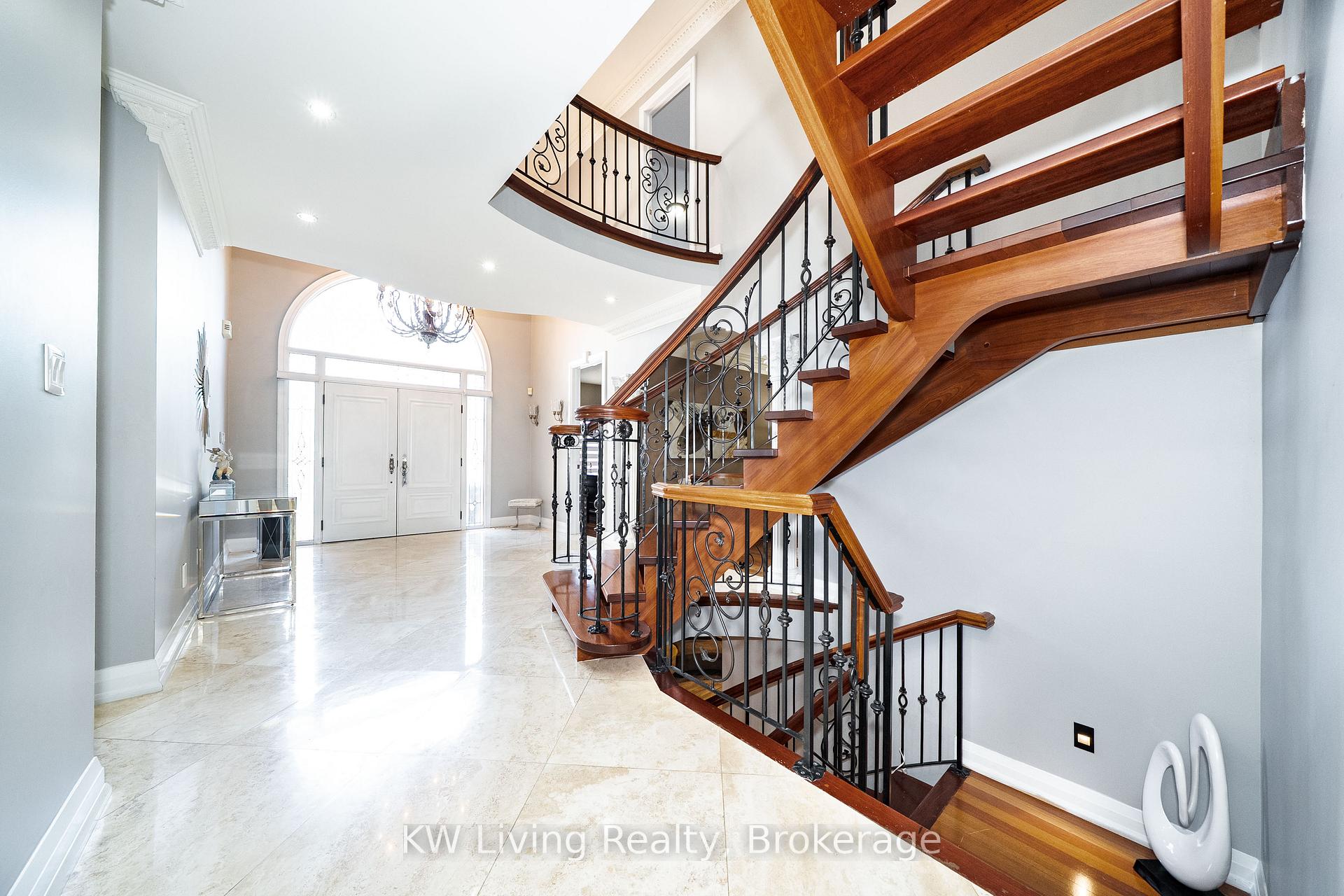 Photo 19 of 76 Silver Rose Crescent, Markham, Cachet — HOMEH