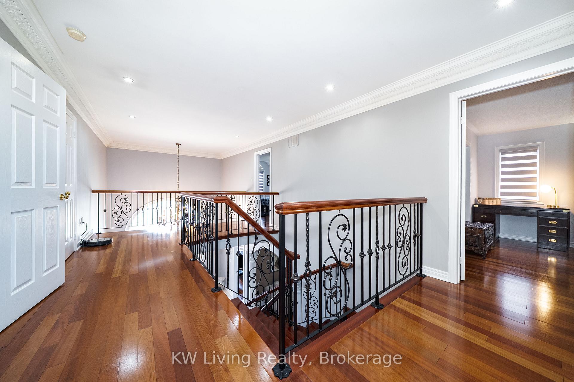 Photo 22 of 76 Silver Rose Crescent, Markham, Cachet — HOMEH