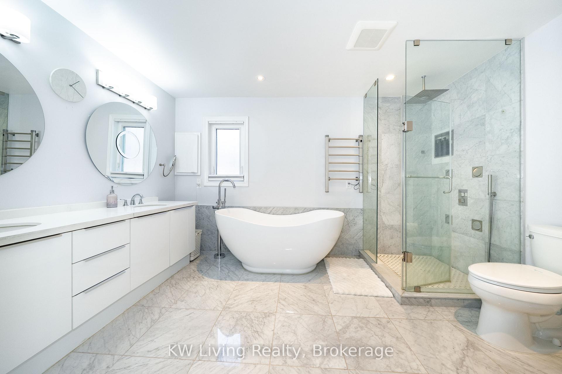 Photo 24 of 76 Silver Rose Crescent, Markham, Cachet — HOMEH