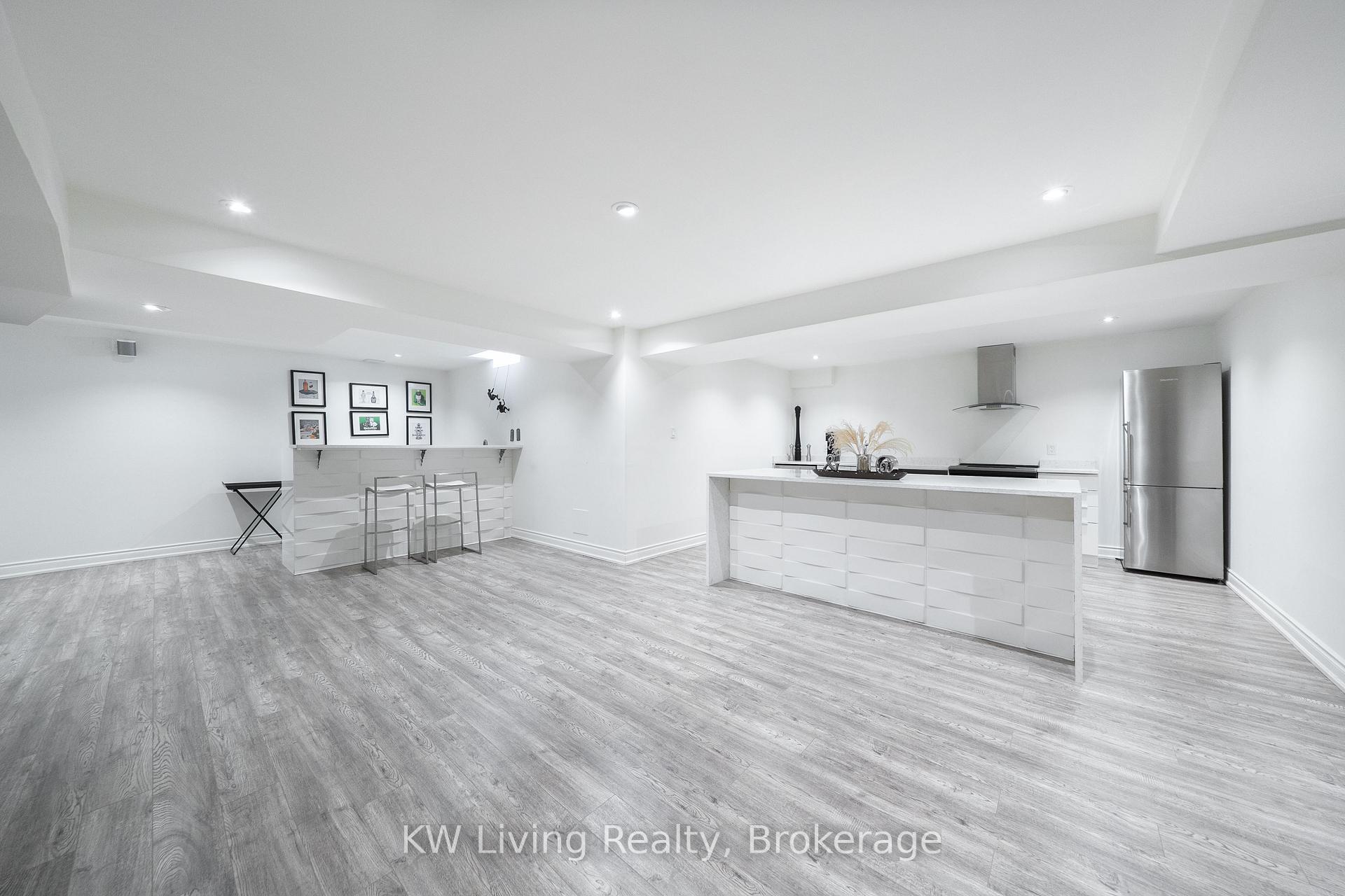 Photo 38 of 76 Silver Rose Crescent, Markham, Cachet — HOMEH