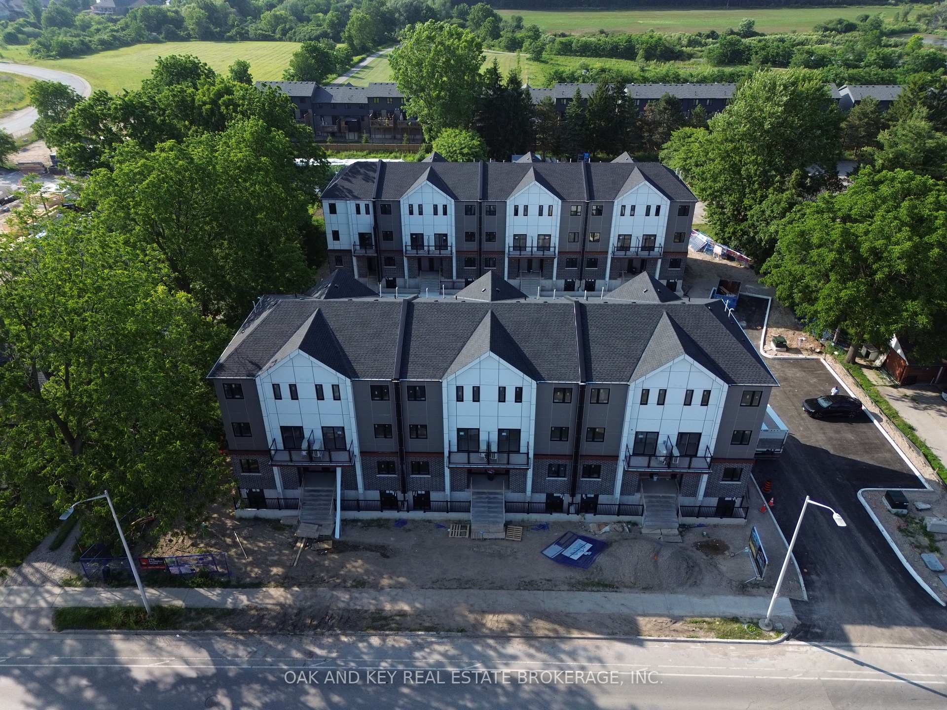 Photo 1 of Unit 23, 1208 Fanshawe Park Road E, London, North C — HOMEH