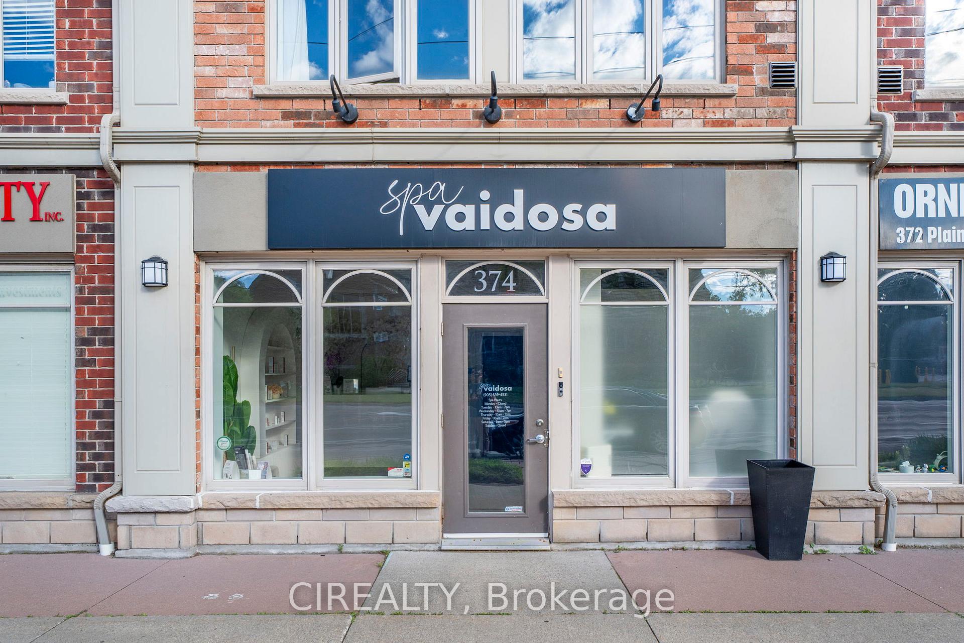 Photo 2 of Unit 30, 374 plains Road E, Burlington, LaSalle — HOMEH