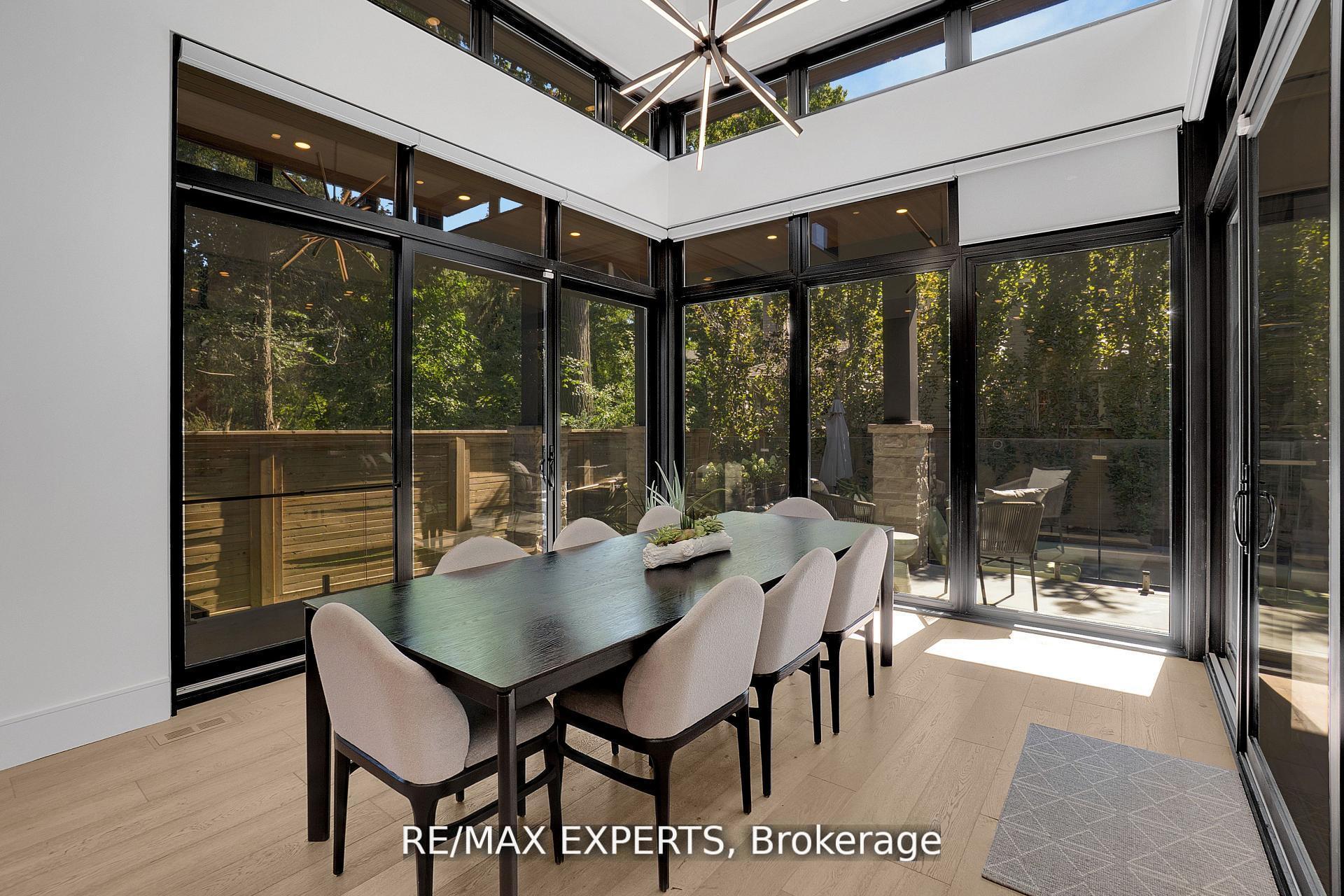 Photo 12 of 7 Woodvalley Drive, Etobicoke, Edenbridge-Humber Valley — HOMEH