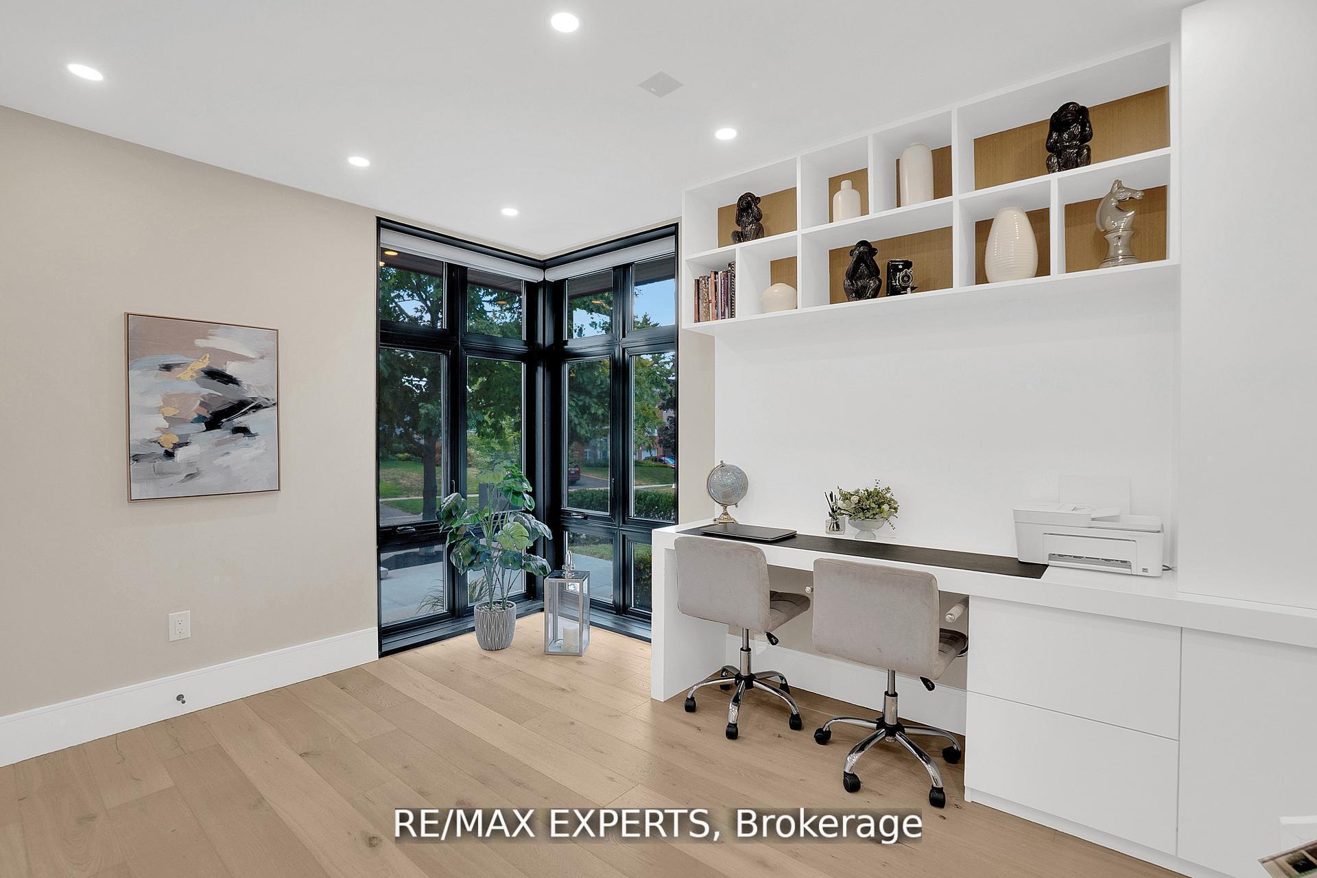 Photo 28 of 7 Woodvalley Drive, Etobicoke, Edenbridge-Humber Valley — HOMEH
