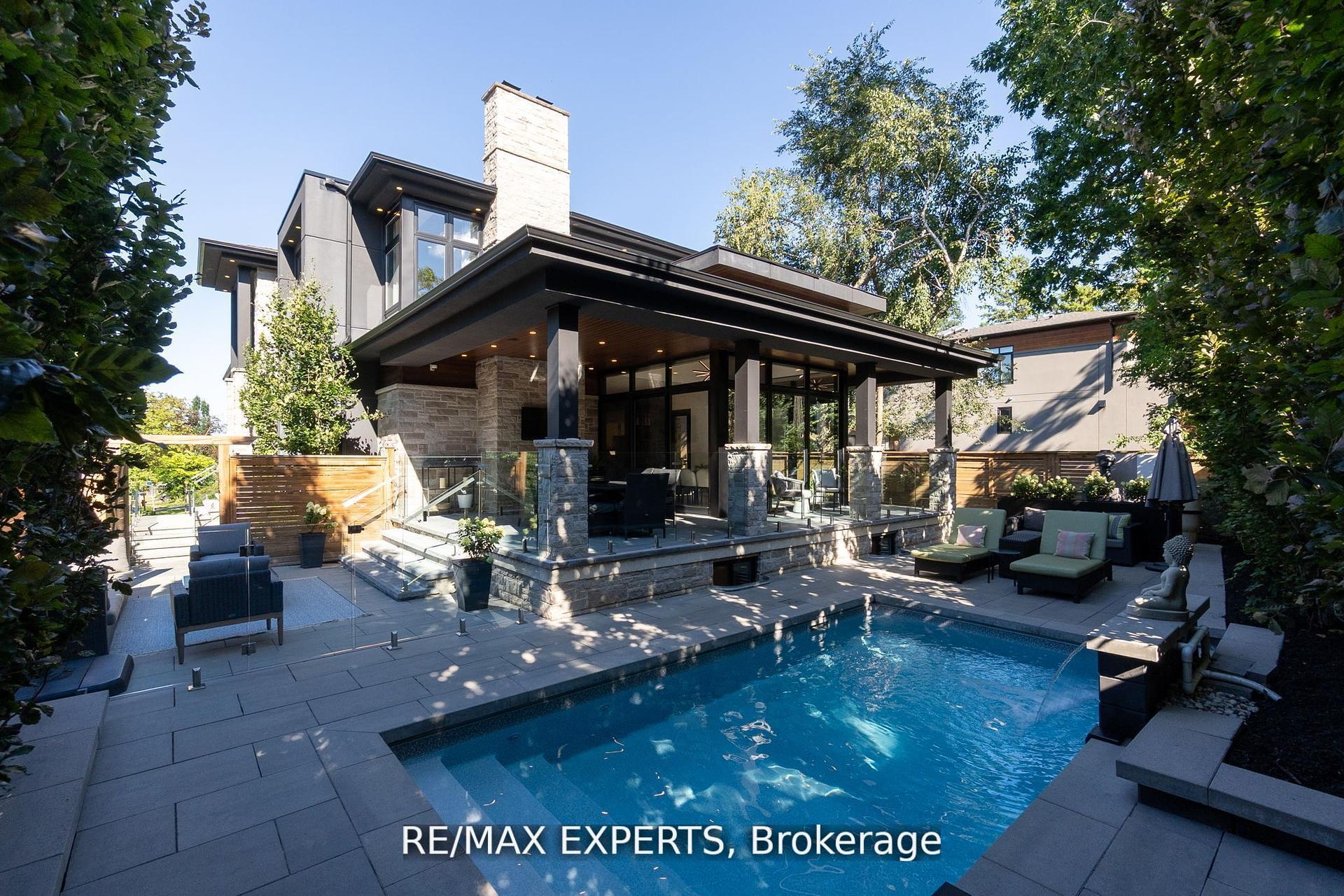 Photo 40 of 7 Woodvalley Drive, Etobicoke, Edenbridge-Humber Valley — HOMEH