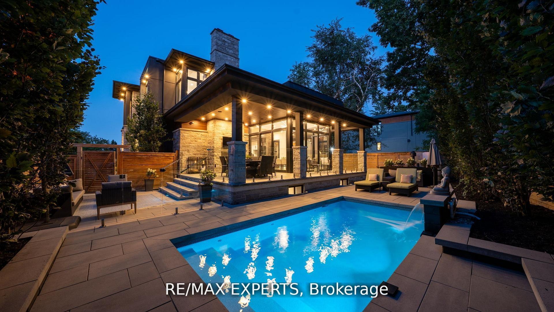 Photo 43 of 7 Woodvalley Drive, Etobicoke, Edenbridge-Humber Valley — HOMEH