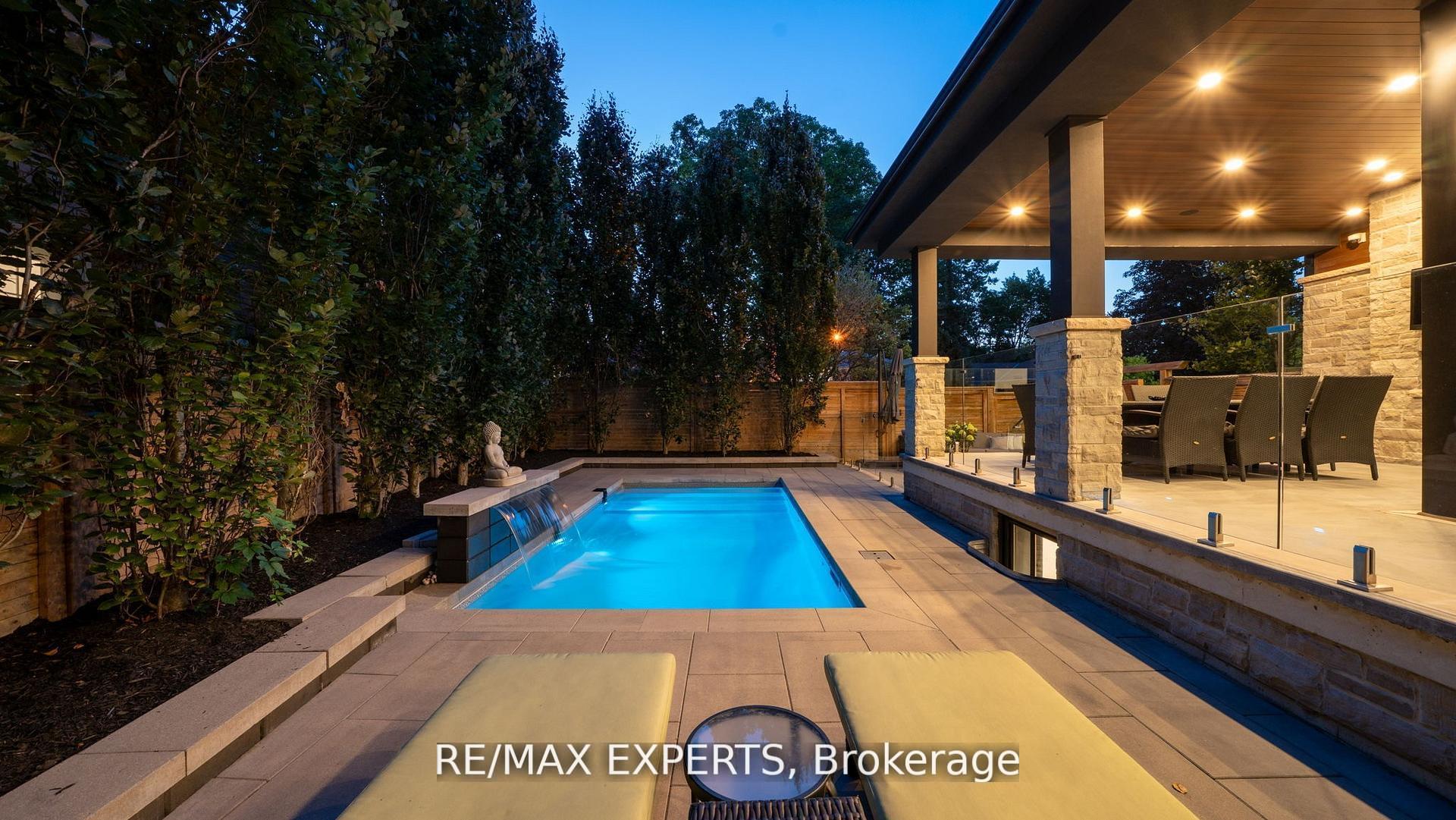 Photo 44 of 7 Woodvalley Drive, Etobicoke, Edenbridge-Humber Valley — HOMEH