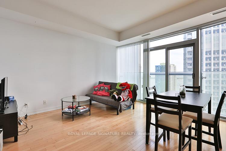 Photo 3 of Unit 2504, 14 York Street, Toronto, Waterfront Communities — HOMEH