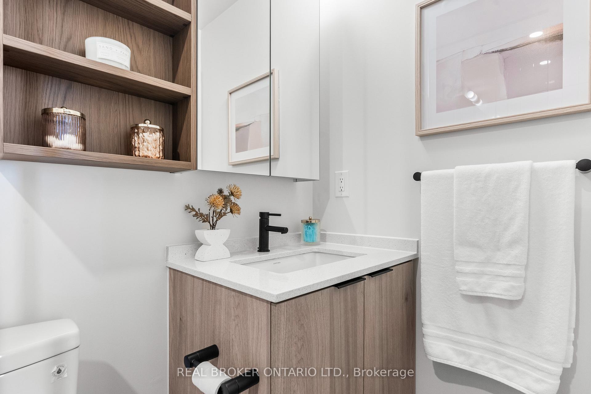 Photo 12 of Unit 902, 181 Sterling Road, Toronto, Dufferin Grove — HOMEH