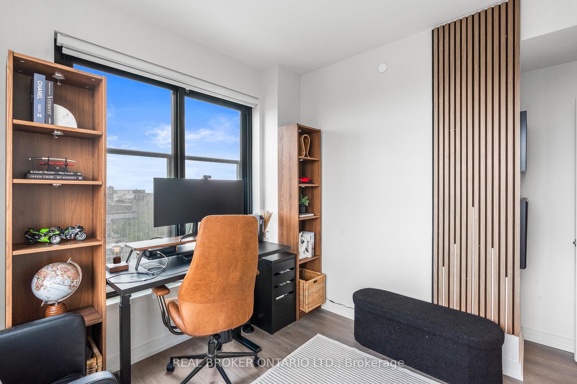 Photo 16 of Unit 902, 181 Sterling Road, Toronto, Dufferin Grove — HOMEH