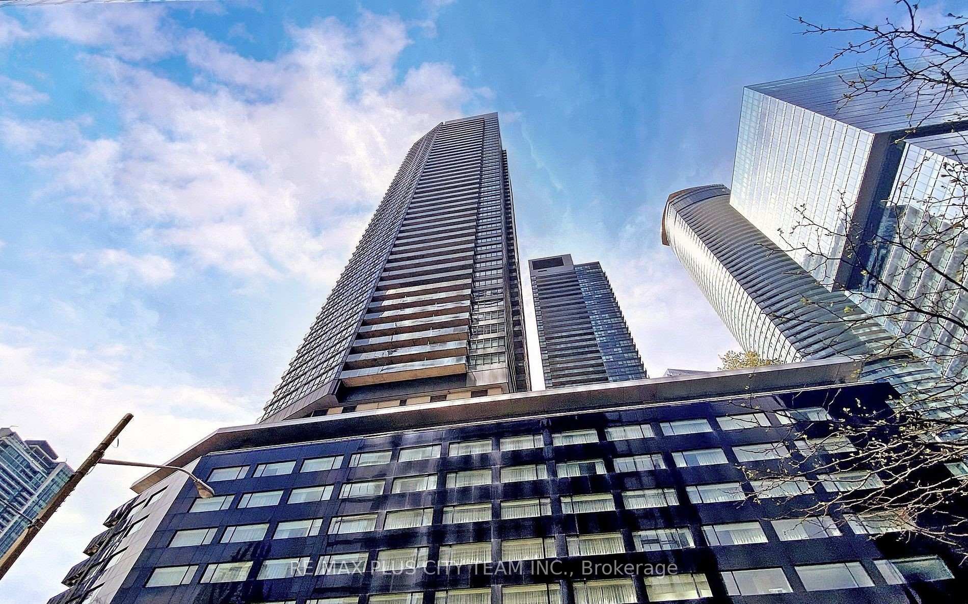 Photo 1 of Unit 2206, 65 Bremner Boulevard, Toronto, Waterfront Communities — HOMEH