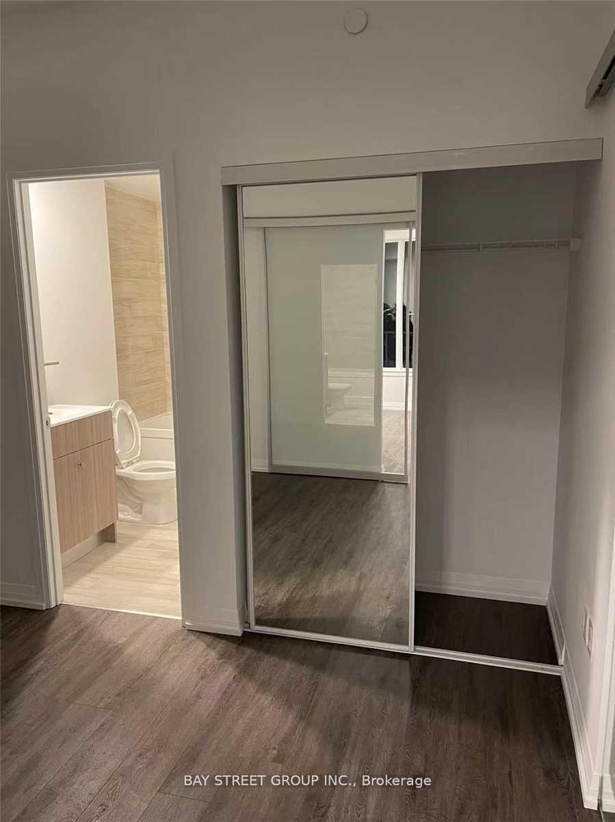 Photo 5 of Unit 2605, 75 Canterbury Place, North York, Willowdale West — HOMEH