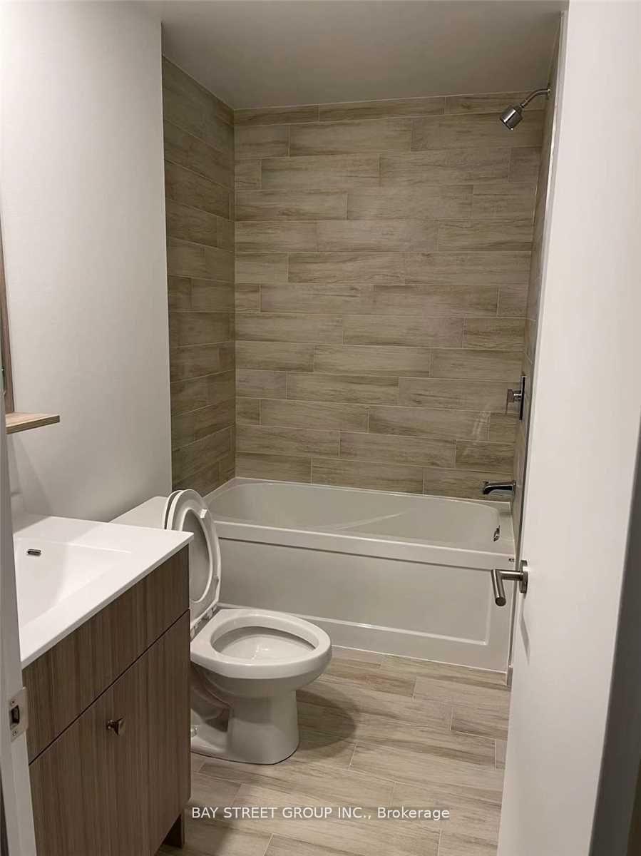 Photo 6 of Unit 2605, 75 Canterbury Place, North York, Willowdale West — HOMEH