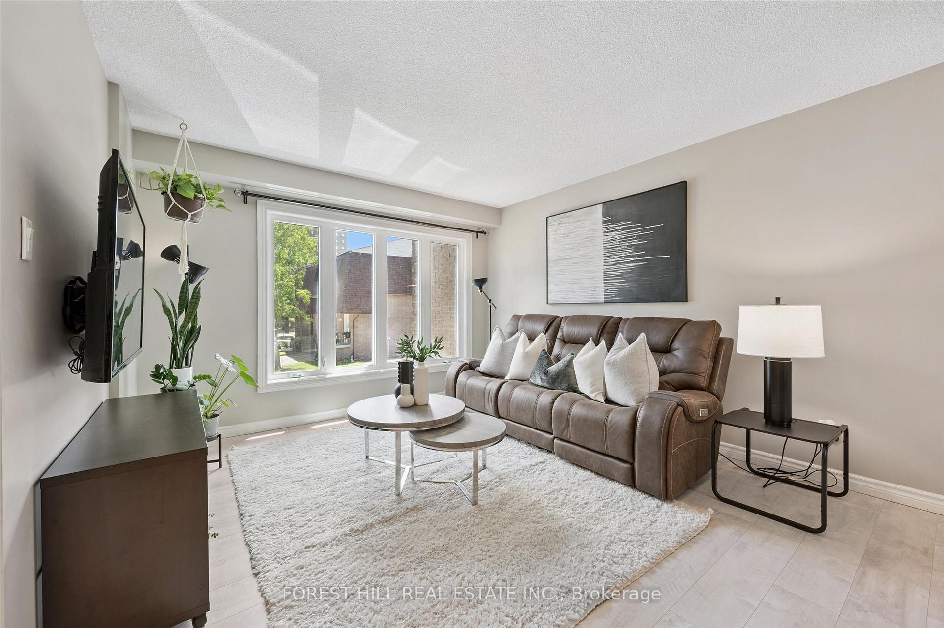 Photo 3 of Unit 53, 49 cedarwoods Crescent, Kitchener, Vanier - Kitchener — HOMEH