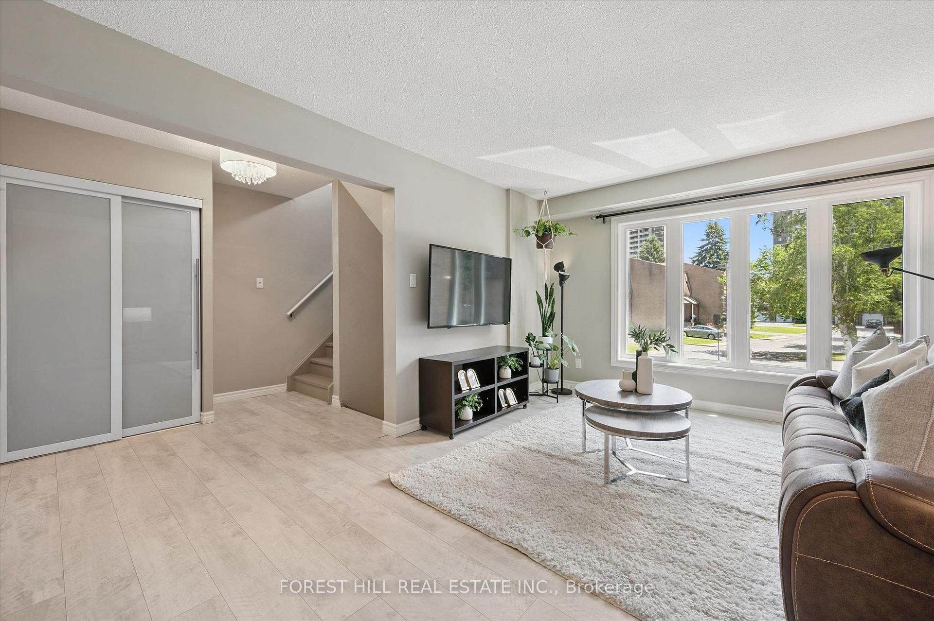 Photo 4 of Unit 53, 49 cedarwoods Crescent, Kitchener, Vanier - Kitchener — HOMEH