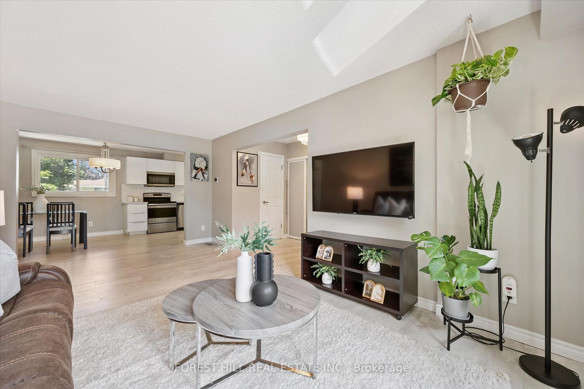 Photo 5 of Unit 53, 49 cedarwoods Crescent, Kitchener, Vanier - Kitchener — HOMEH