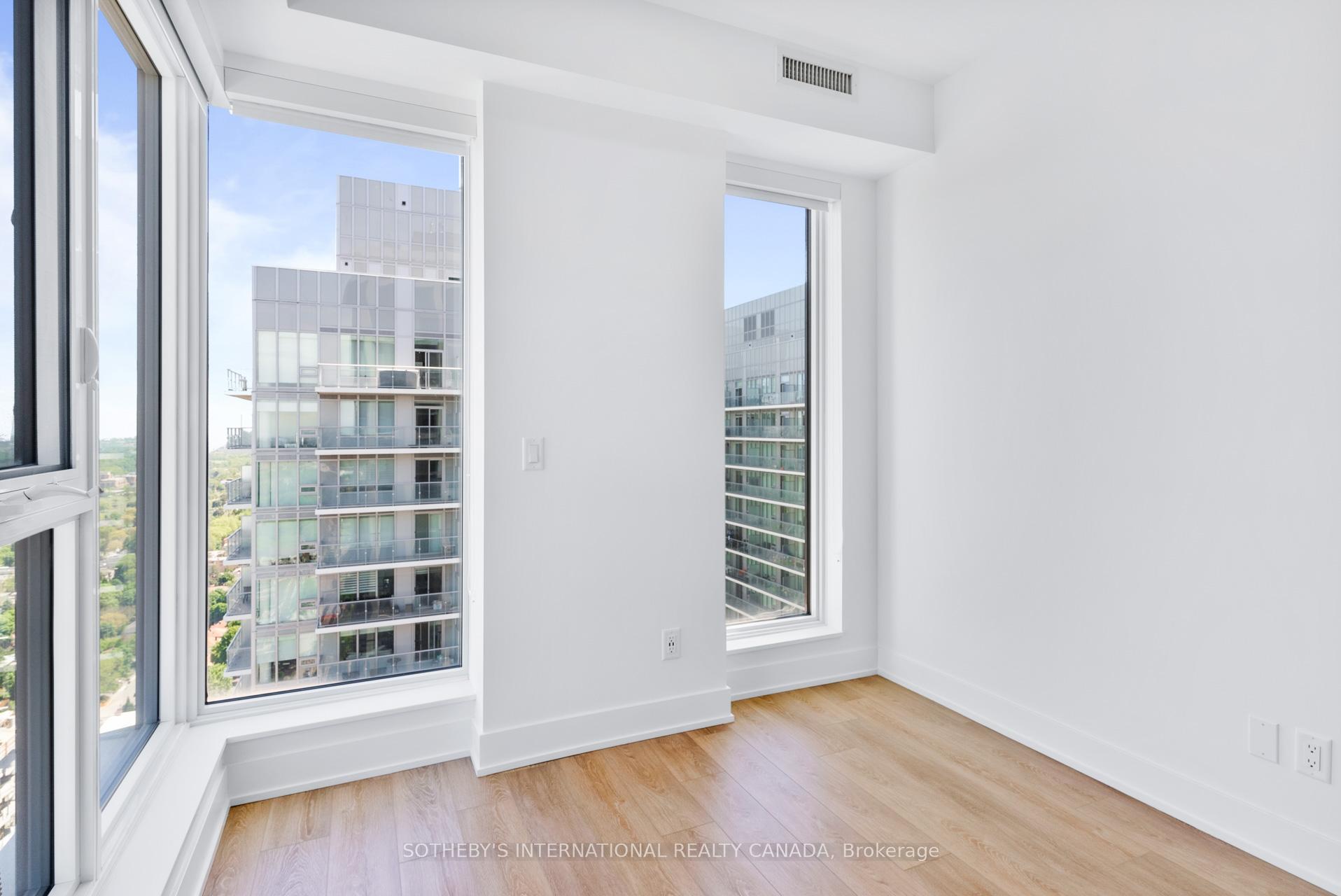 Photo 13 of Unit 2005, 200 Redpath Avenue, Toronto, Mount Pleasant East — HOMEH
