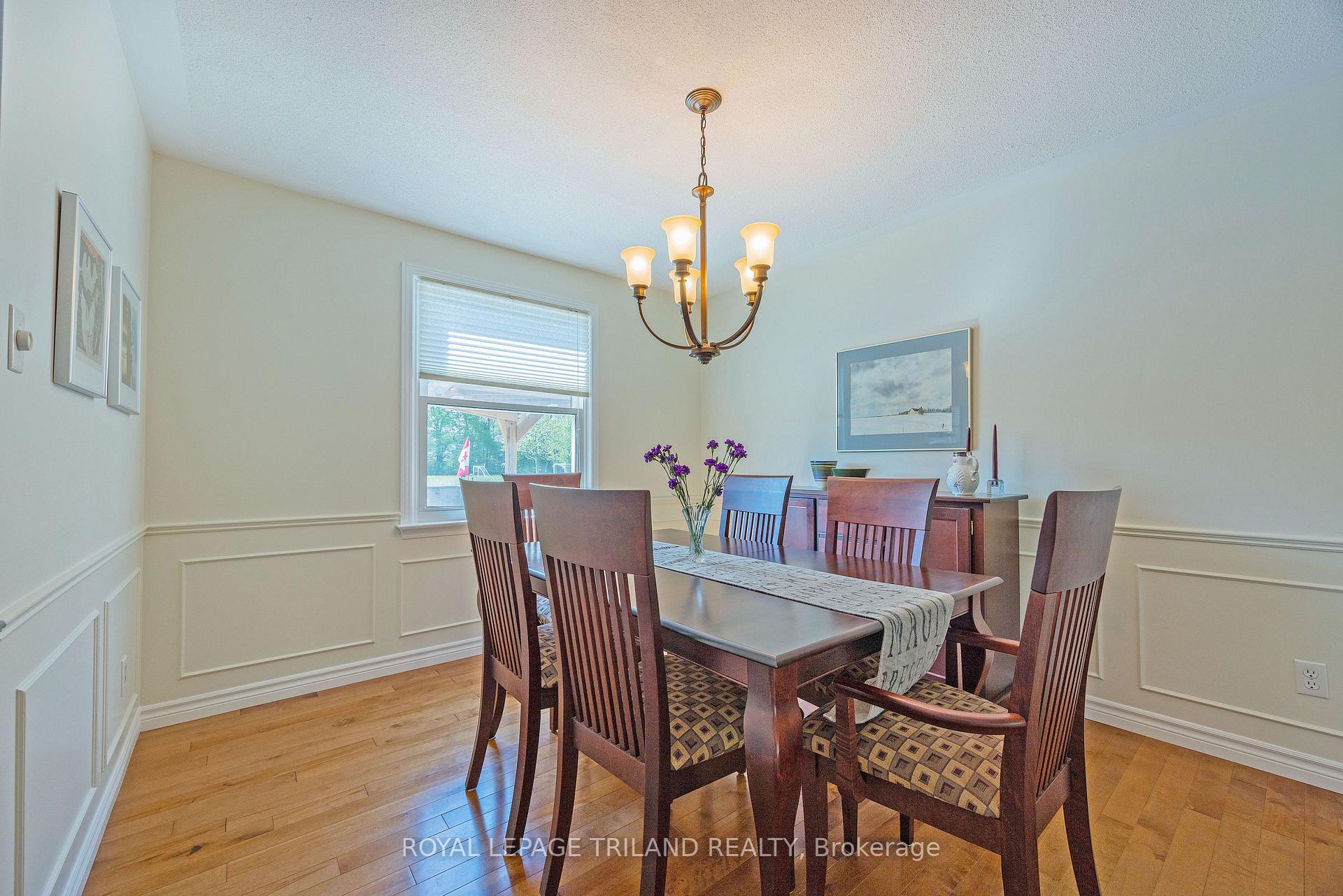 Photo 9 of 1402 Hastings Drive, London, North G — HOMEH