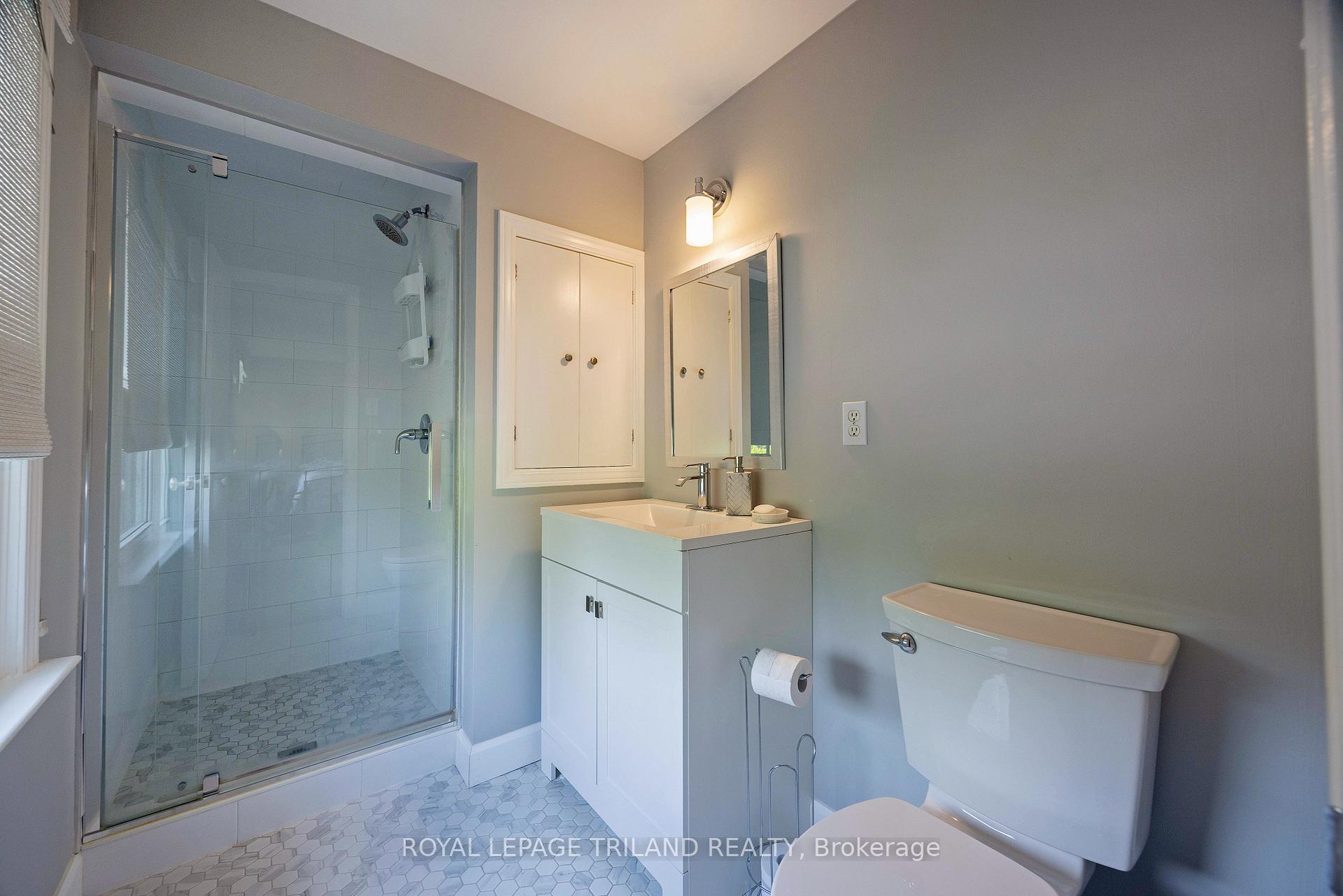 Photo 21 of 1402 Hastings Drive, London, North G — HOMEH